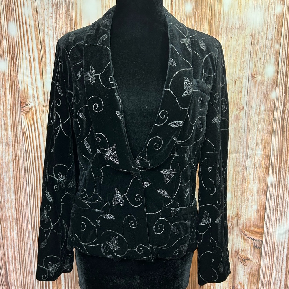 Covington Embroidered Black‎ Velvet Blazer